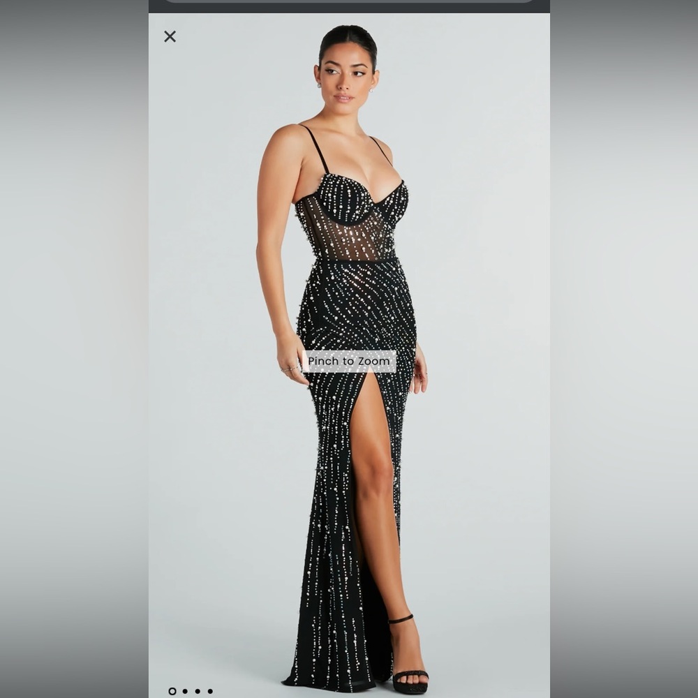 Windsor Hartley pearl dress gown L